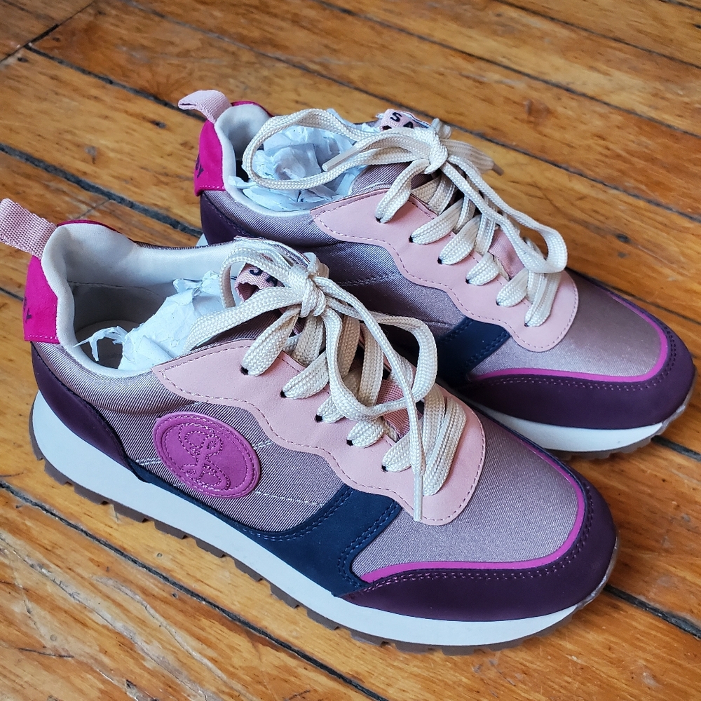Sam & Libby Randall Sneaker - Size 6 Black Cherry